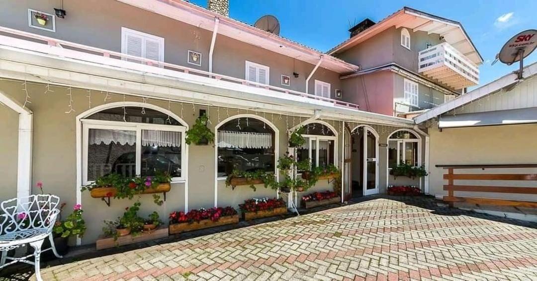 Campos do Jordão Siena Hotel מראה חיצוני תמונה